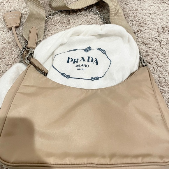 ❌ SOLD ❌ Prada Re-edition 2005 Re-nylon bag - Picture 11 of 14